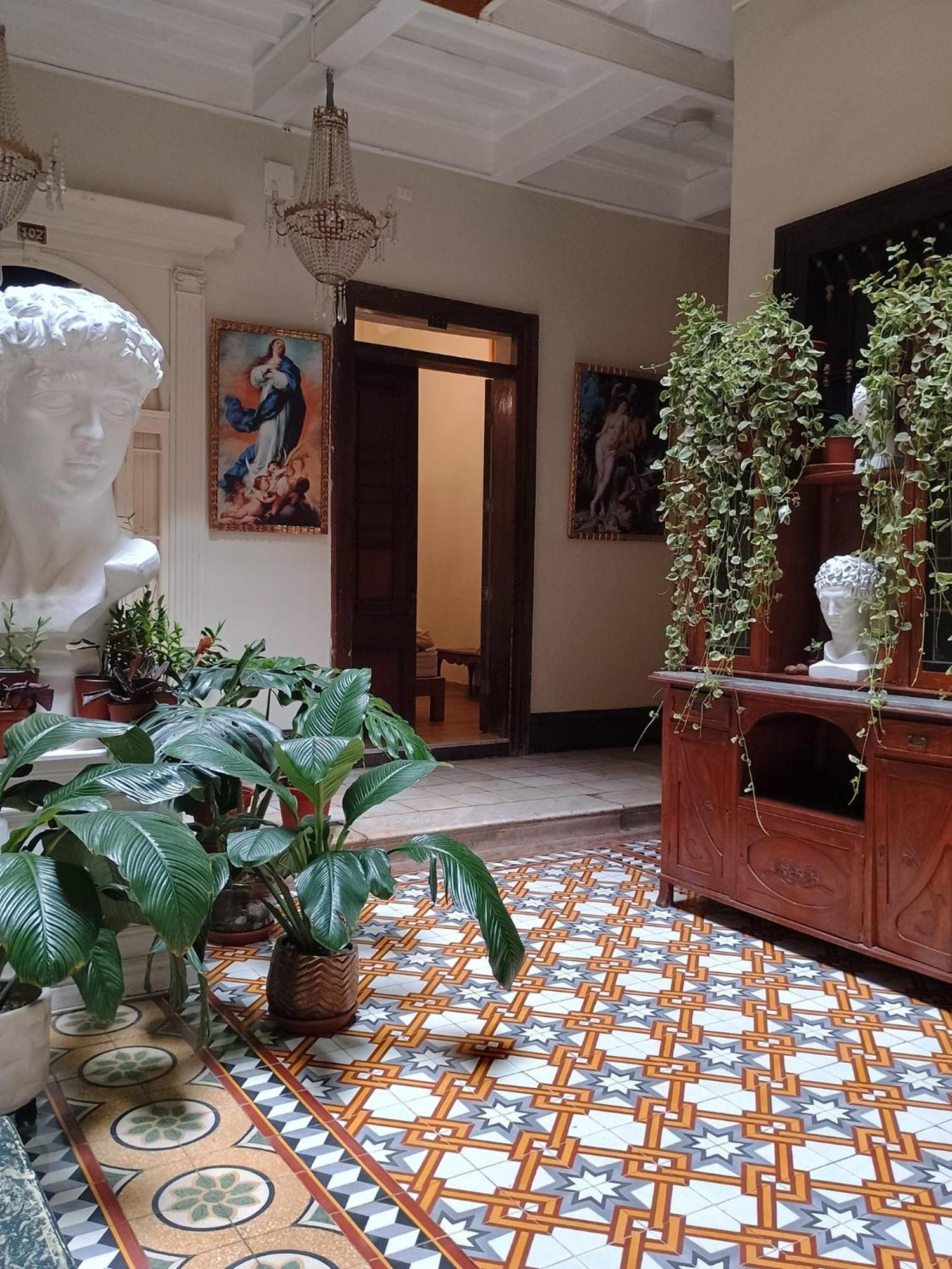 España Hotel 2*